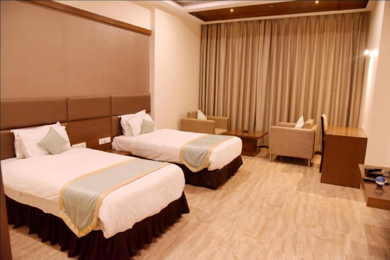 Hotel Krishna Palace, Ayodhya Eksteriør bilde